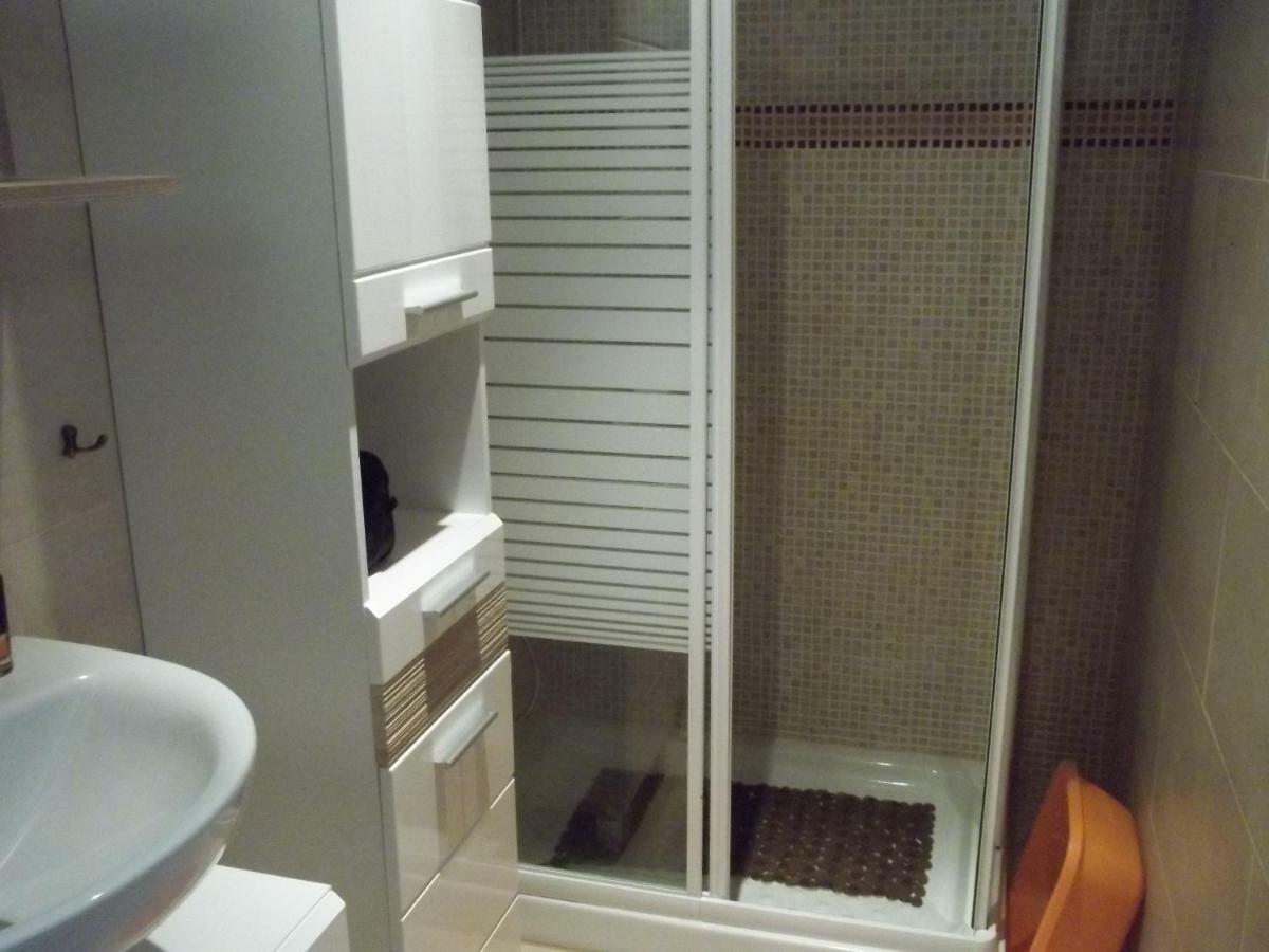 Madamme Curie Apartment ตอร์เรเวียคา ภายนอก รูปภาพ